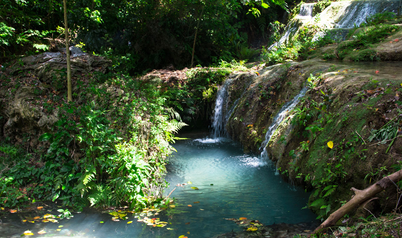 pool waterfall