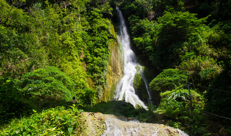 mele-waterfall